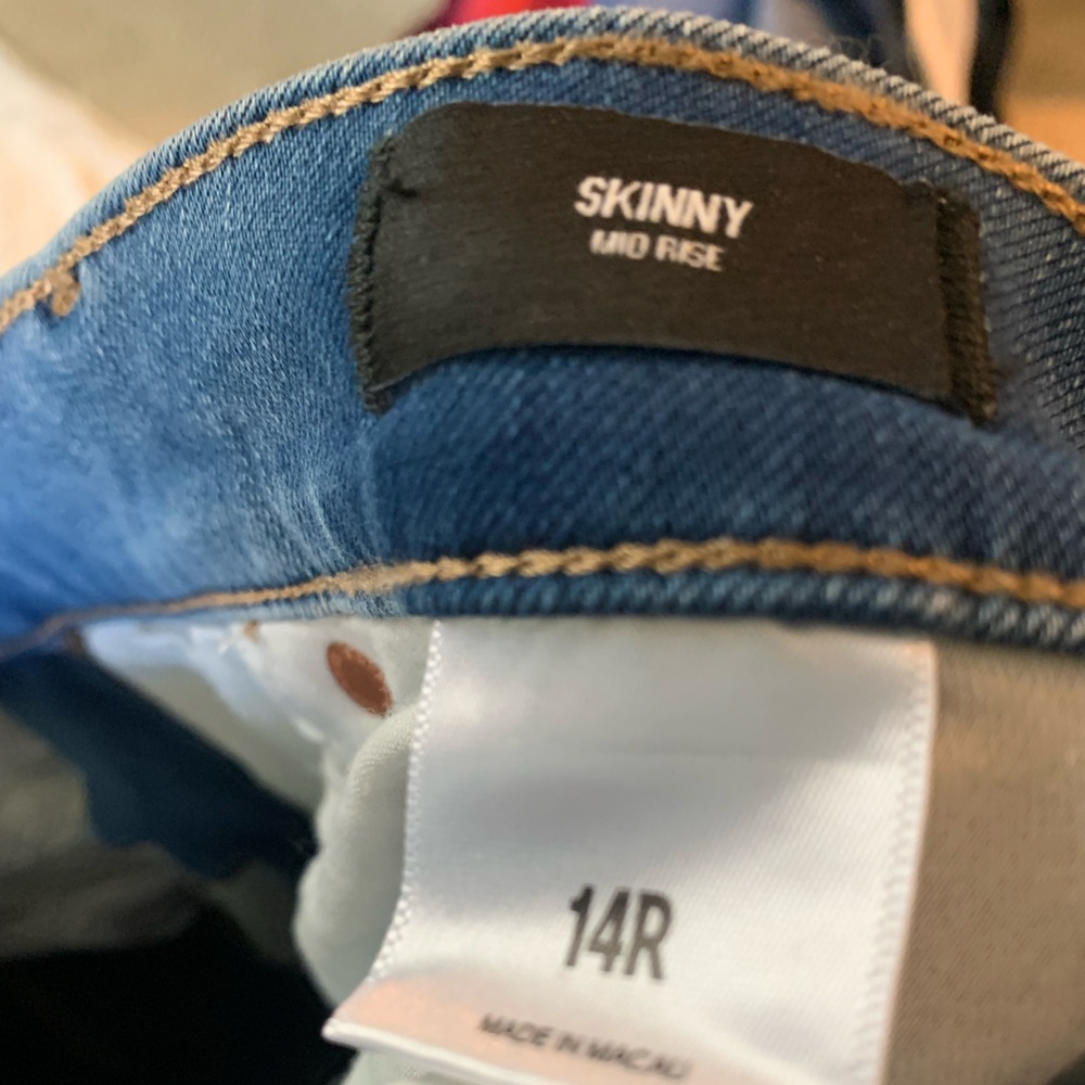 Express Skinny Mid Rise - Picture 4 of 4